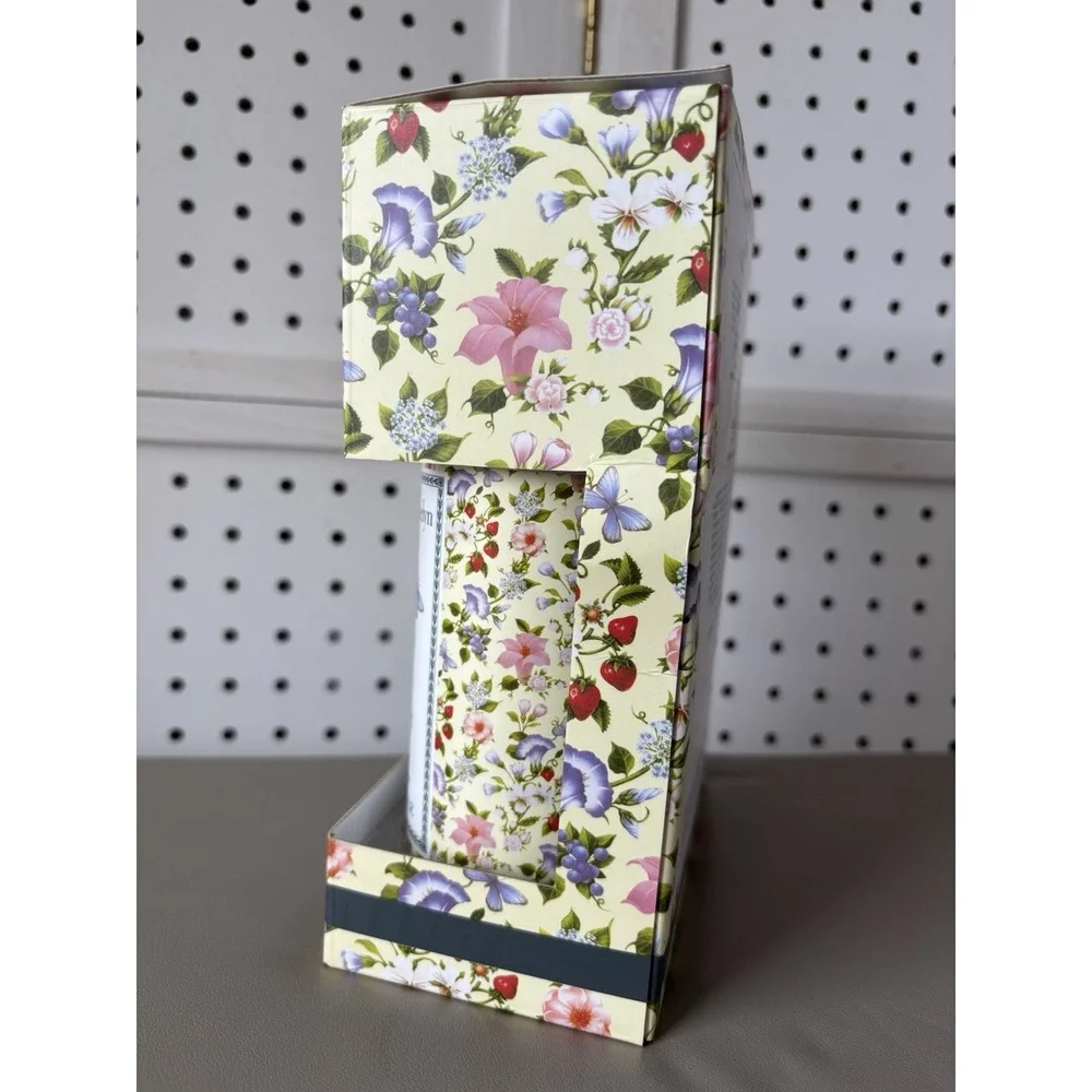 Crabtree &‎ Evelyn Summer Hill Gift Set Hand Wash and Hand Lotion 16.9 floz Pump